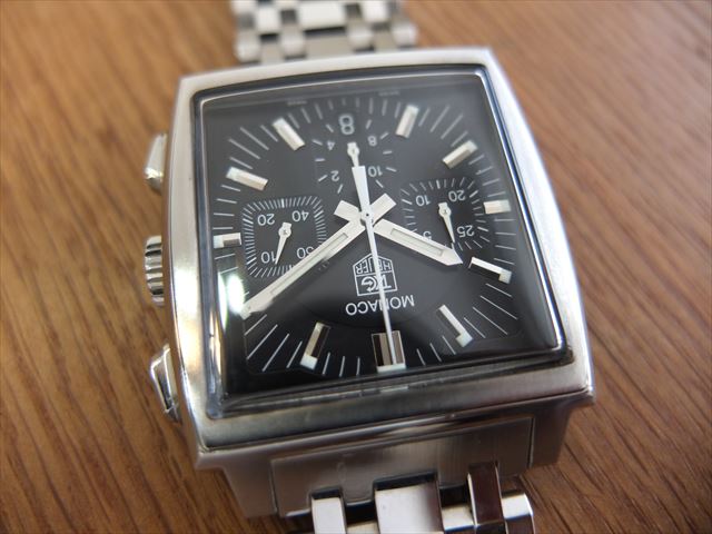 タグホイヤー モナコ CW2111-0 黒文字盤 ｜ 希少なブランド時計の販売