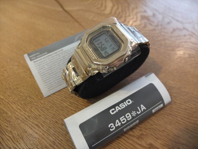 カシオ G-SHOCK 35周年記念モデル GMW-B5000TFG-9JR ｜ 希少なブランド時計の販売・買取・委託 吉田屋時計